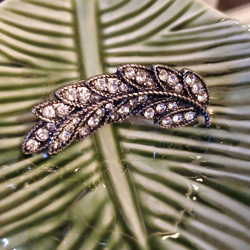 Forever XXI Boho Feather Two-Finger Ring